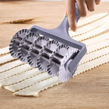 QLux Plastico Pastry Cutter – Kitchen Tools Gadgets