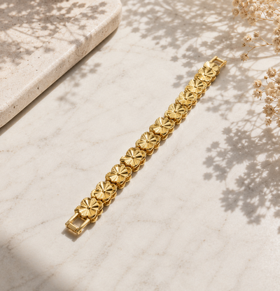 Woman Elegant Clover Bracelet