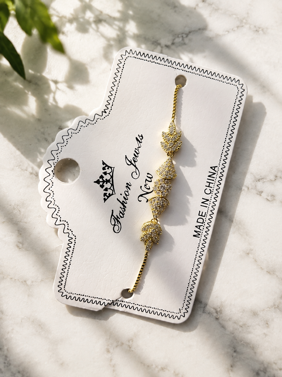 Elegant Gold Crystal Bracelet – Jewelry Watches