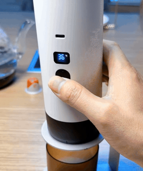 Portable & Automatic Coffee Maker – Cordless Beverage Preparation