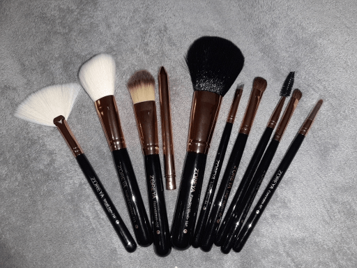 Portable makeup brush – Makeup Cosmetics