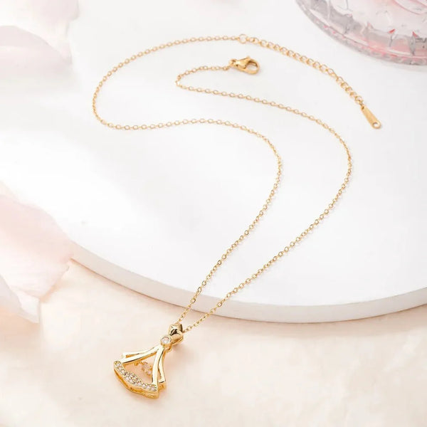 Rhinestone Decor Pendant Necklace – Jewelry Watches