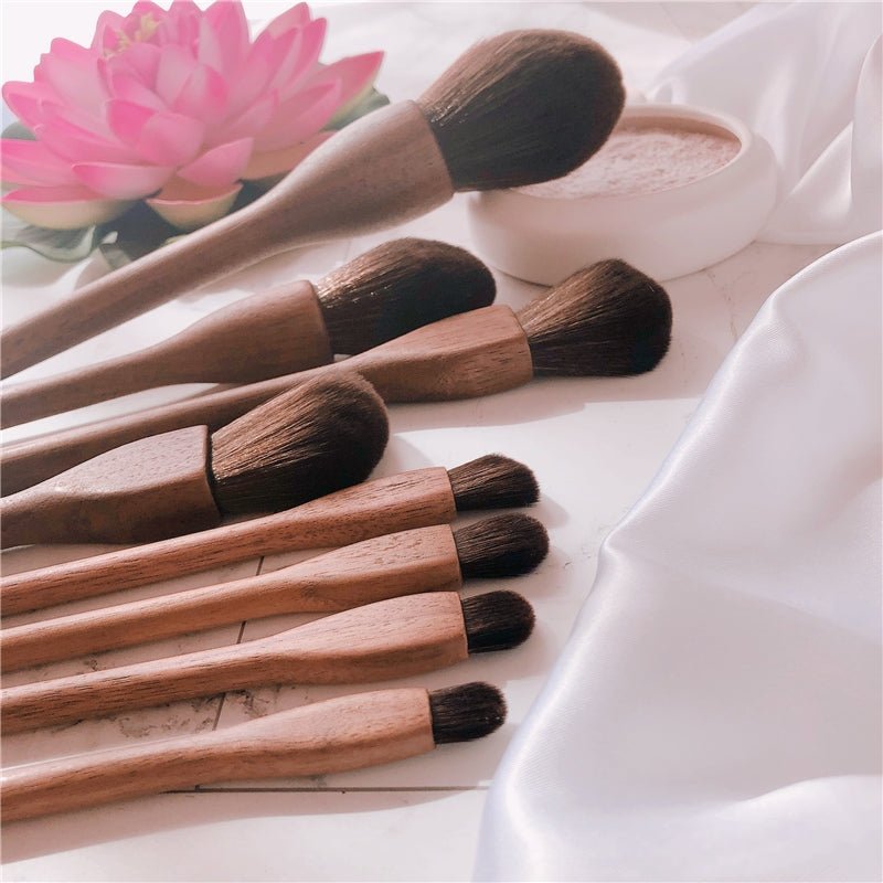 Wood Handle Makeup Brush Set Blush Brush Set Eye Eyeliner Powder Foundation