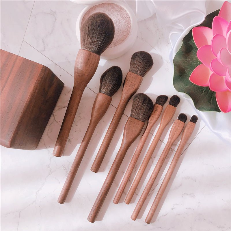 Wood Handle Makeup Brush Set Blush Brush Set Eye Eyeliner Powder Foundation